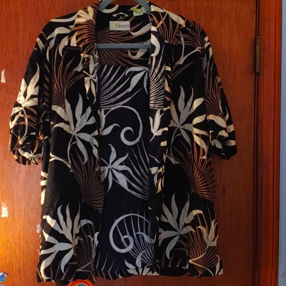 Men's Button up shirt